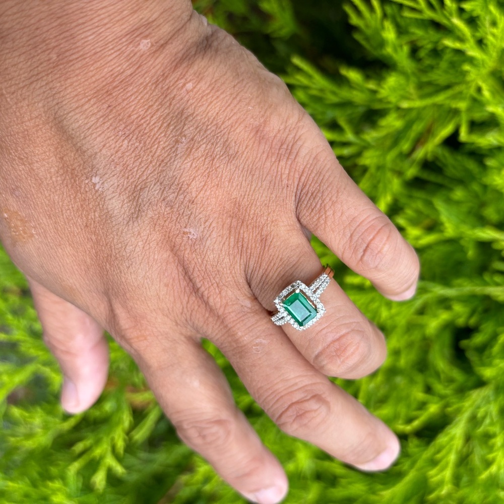 14k Gold Natural Deposit & Emerald Ring ✨FIRM✨ - Picture 13 of 16